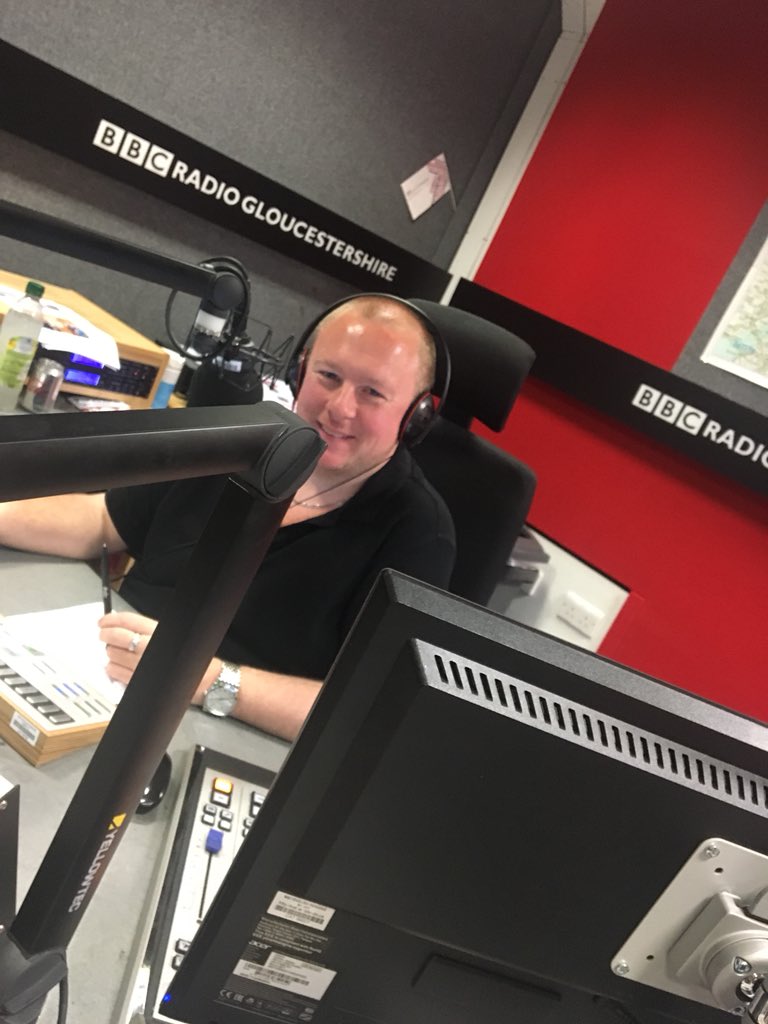 MarkMooseOwen's tweet photo. Loving being on the @BBCGlos show with @Julie_Kent4 @kitchtweet ....Next up Tax online retailers &amp; RBS shares sale... &amp; then a dash over to @PunchlineGlos News team &amp; then over to @Montpellier_UK art direct #photoshoot https://t.co/Q8SieCcQhm