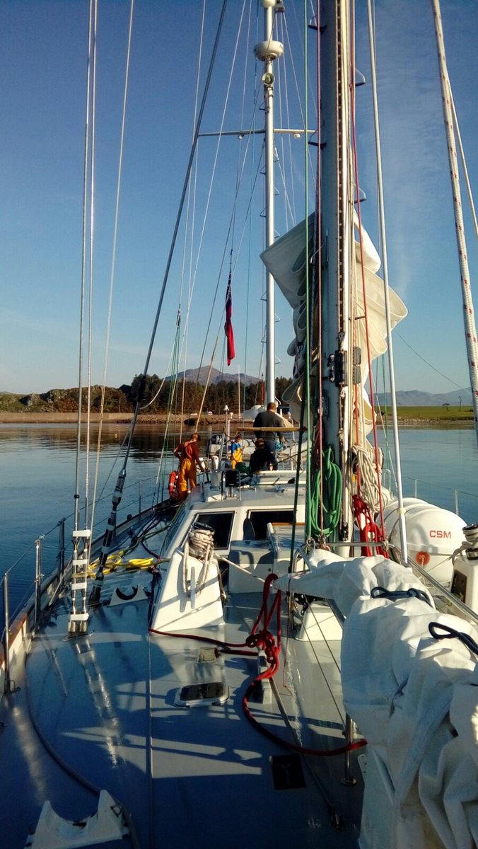 cargilfield's tweet photo. A glorious morning on board Ocean Spirit, the yacht of @gordonstoun, for #adventures on the west coast! Have fun! #challenge #teamwork #cargilfield #broaderexperiencesbroaderminds #plusetenvous https://t.co/jOWkRcQ2Ov