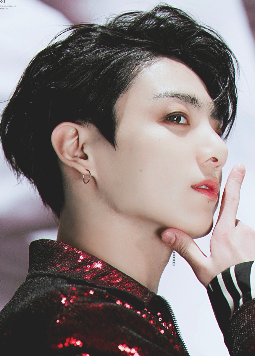 𝐁𝐮𝐧𝐧𝒚 𝐊𝐨𝐨𝐤𝐢𝐞 : 2025 😊💜 tweet media