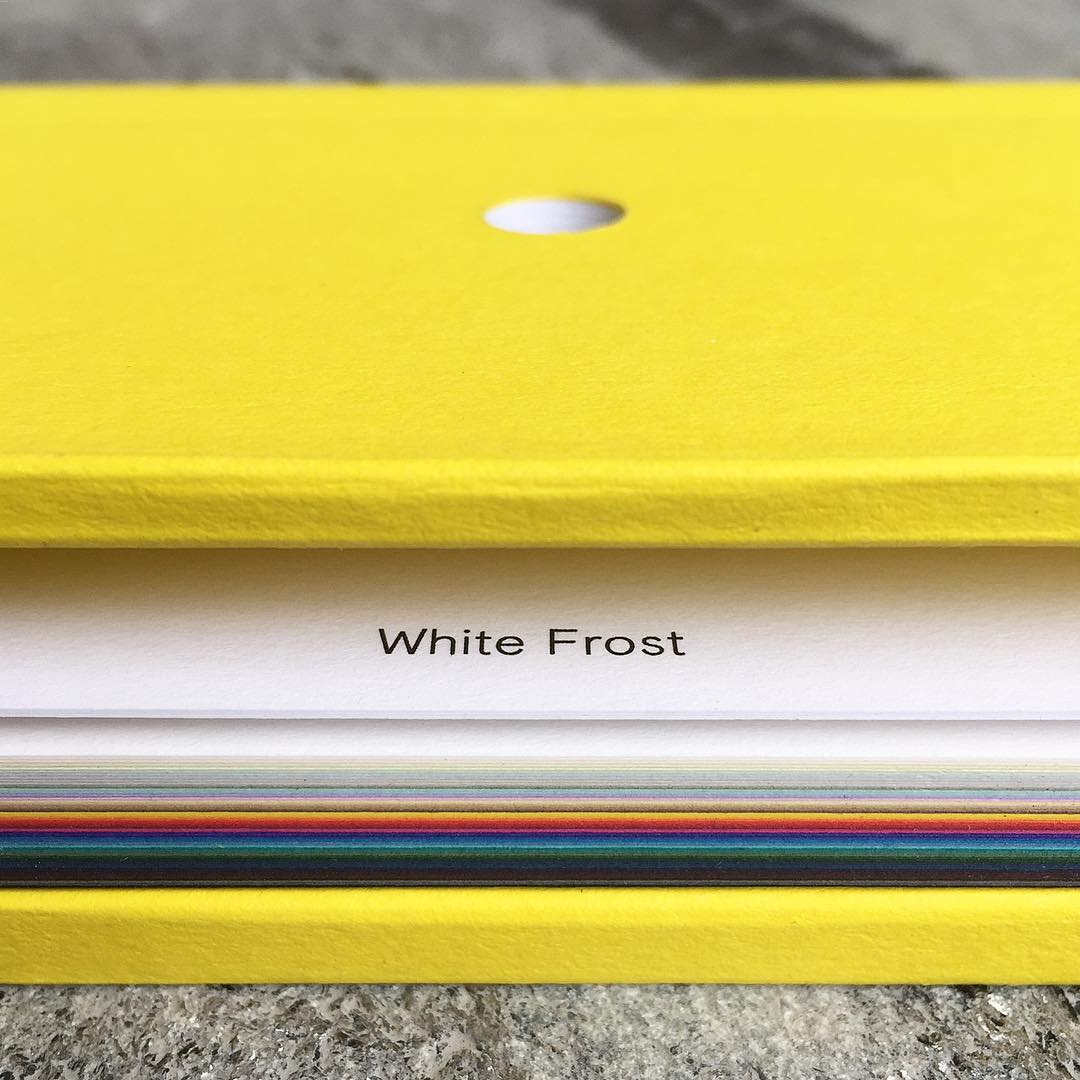 colorplanpapers's tweet image. The tiny #ColorplanMini is only 85mm wide x 120mm high! Photographed by @dot_studio_.