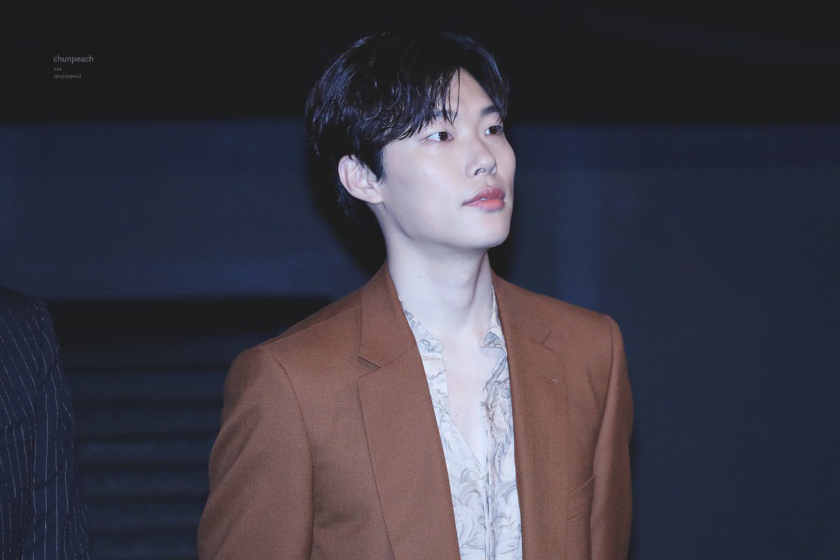 천피치 tweet media