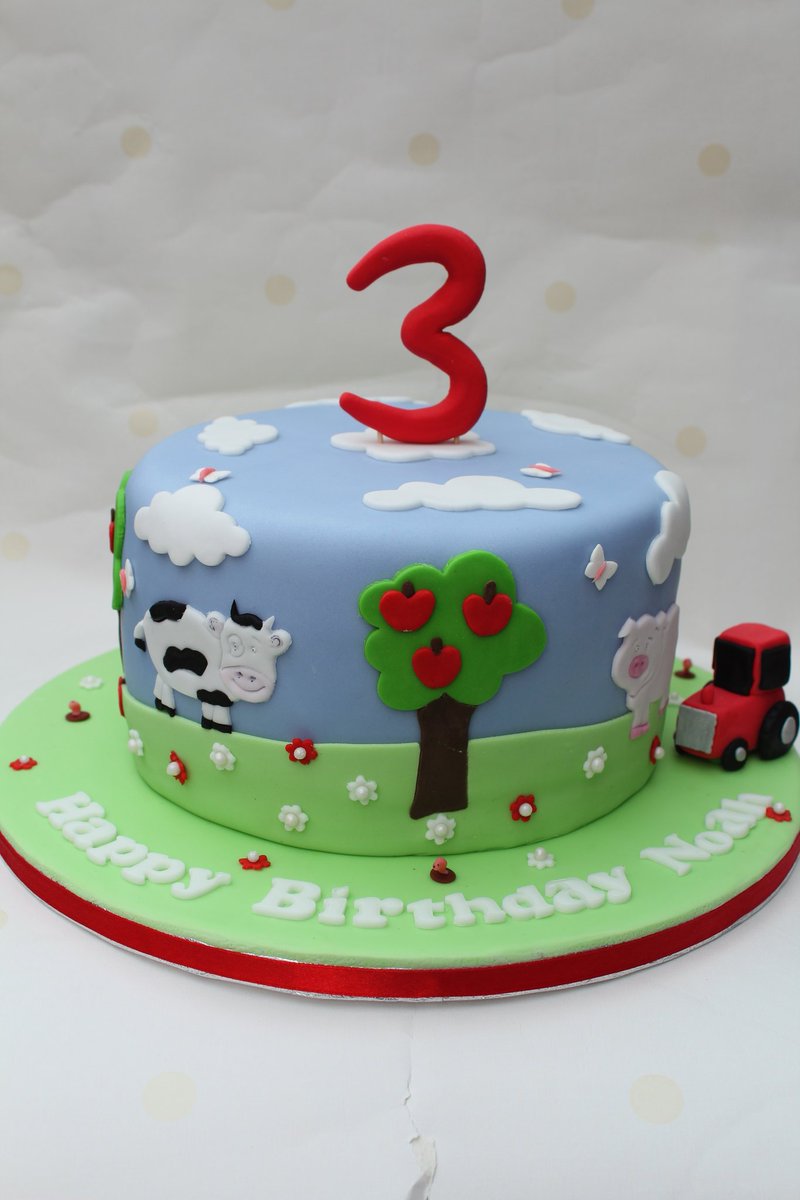 StripedApron's tweet photo. Farm animal and tractor 3rd birthday marble cake #birthdaycake #stripedapronbakery #marblecake #tractorcake https://t.co/mgQnLf0fVB