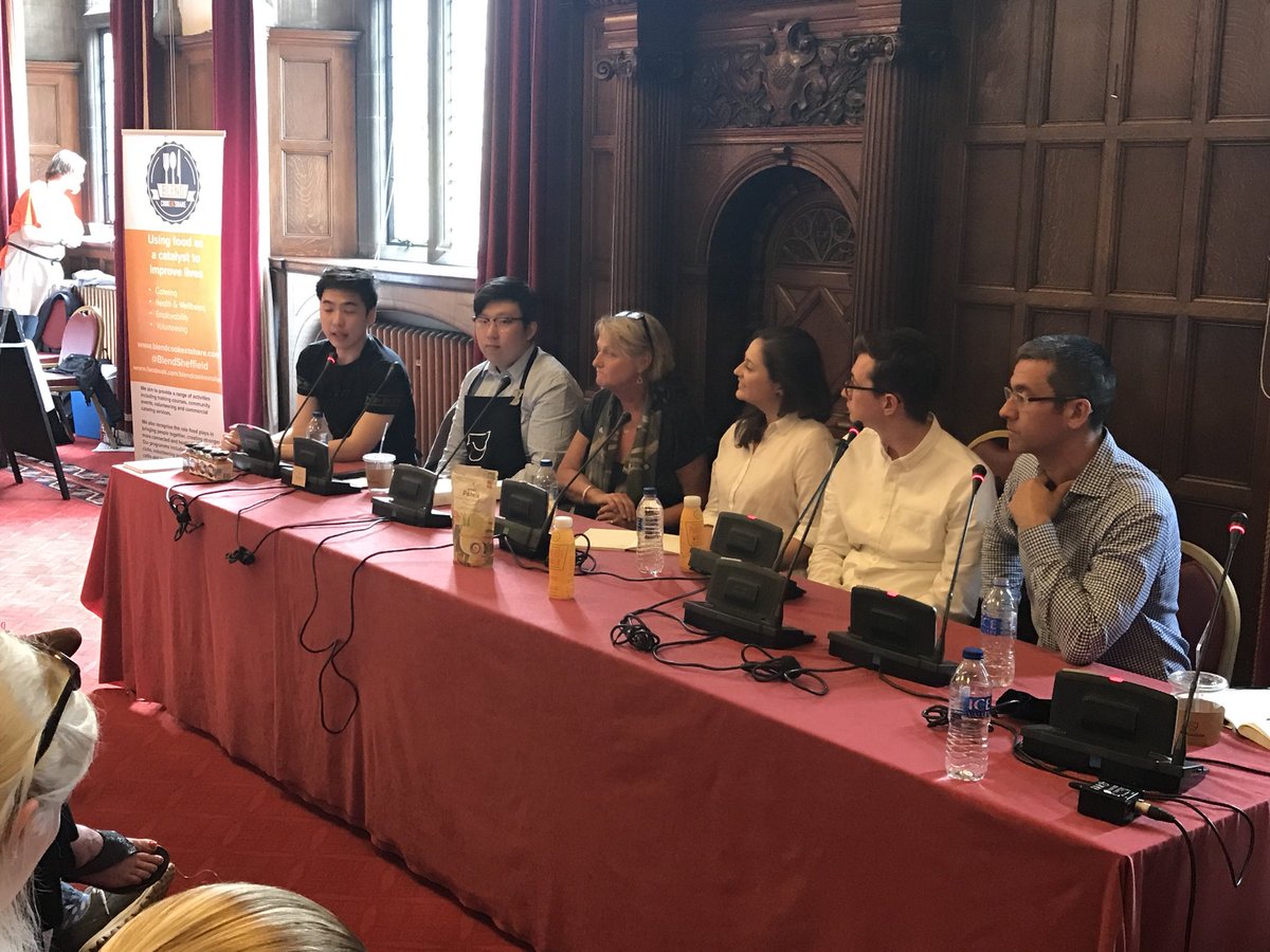 UoSEntrepreneur's tweet photo. We had a blast this weekend running an Entrepreneurship session at  Sheffield Food Festival! featuring: @PuraPanela @Diversiteauk @MakTok_UK @PHROOTI_WATER, @artisanschool, @Chouings and SweetSpot Hospitality Consulting! @sheffoodfest #Sheffoodfest18 @sheffielduni https://t.co/PkeZXlWngB