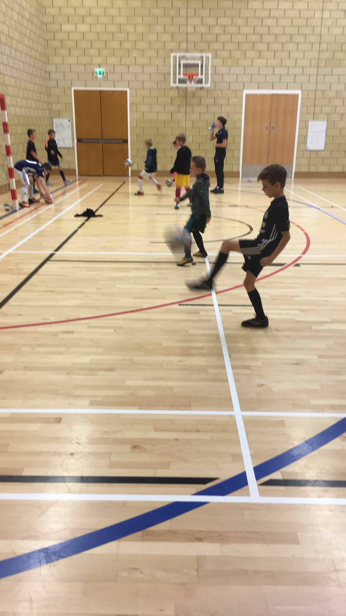 CUCoachCharlieO's tweet photo. I am back at Swavesey Soccer School for this Half-Term! ⚽️

An exciting week ahead for all of our players⚫️🔶

This morning we are working on our First Touch and Ball Manipulation⚽️

@CU_Kids @CambridgeUtdFC https://t.co/C6IExCI4B9