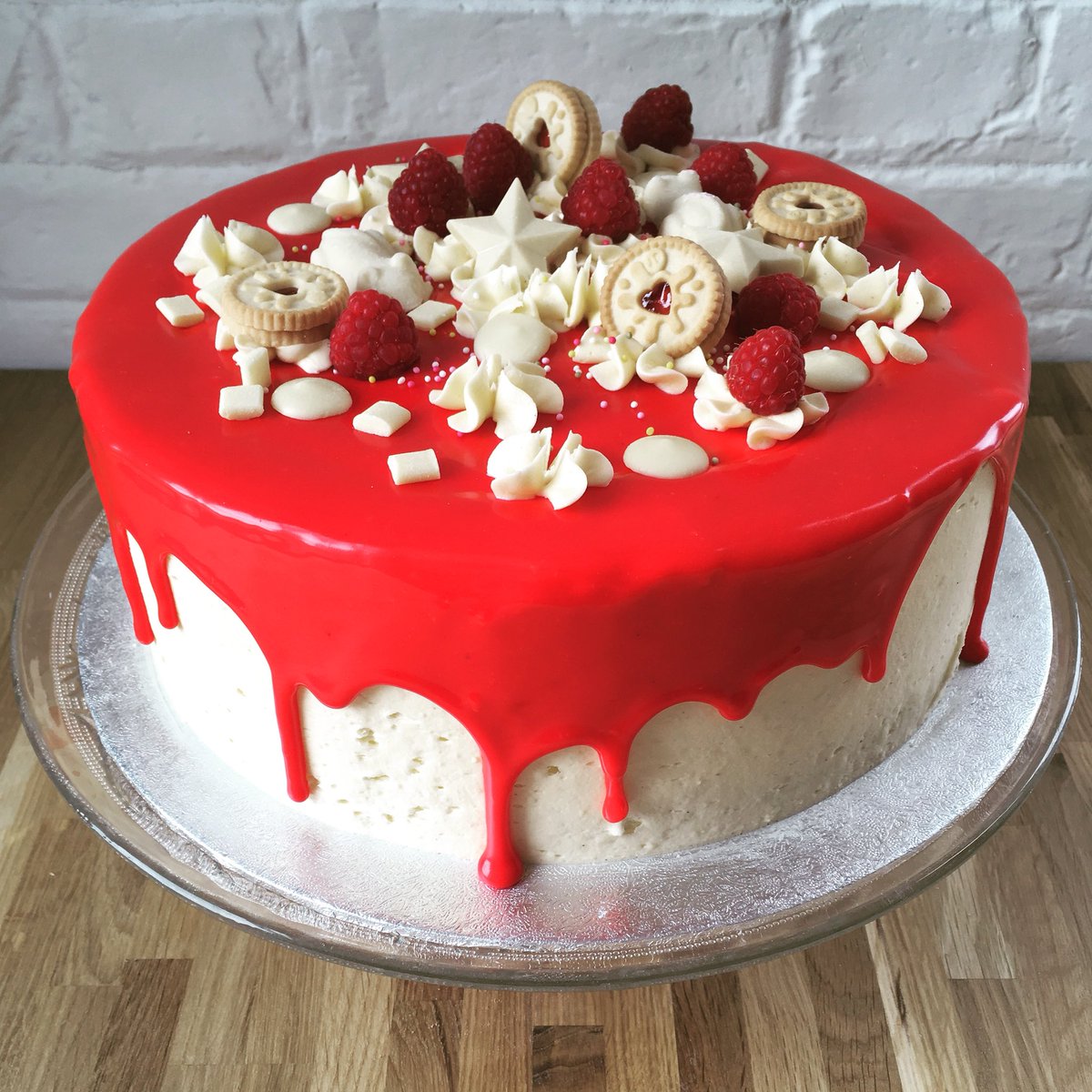 tspcake's tweet image. One of our most popular cakes looking delicious! This is our Raspberry and White chocolate drip, so scrummy. 

#tspcake #dripcake #stokeontrent