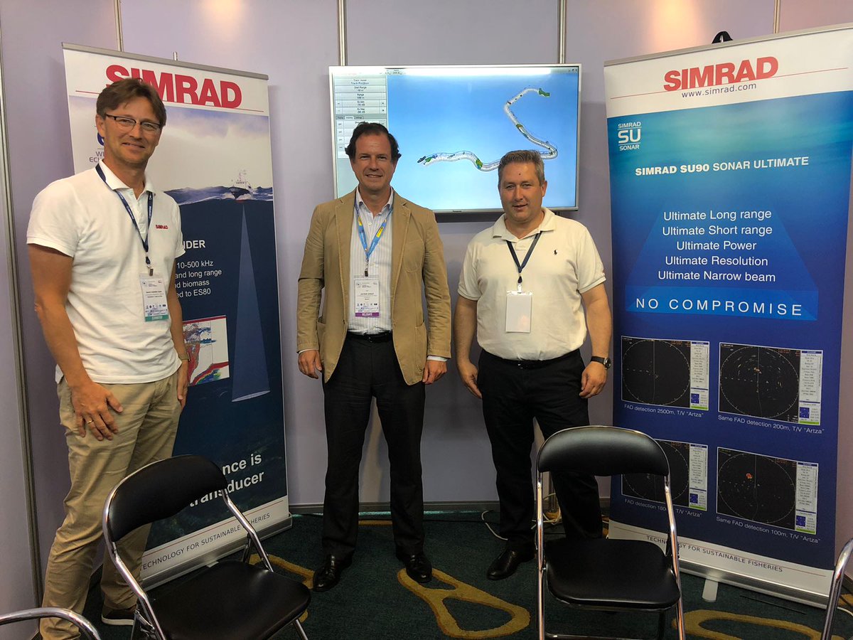 CEPESCA's tweet photo. #VMS, #ElectronicObserver, #SelectiveFishing.... Technology is key to the development of a sustainable and responsible fishing: Javier Garat, Cepesca general secretary, visits @SatlinkSL and @Simrad at #Infofish #Tuna2018 Bangkok https://t.co/od8zBFL5g2