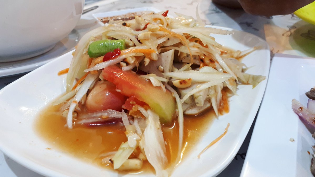 oraice_ssk9's tweet photo. ส้มตำแสนอร่อย😋 #food #thaifood #lenshavefun #gallery #shot #lovemoment #mycapturebook #travel #photo #story #takeaphoto #tomaunafoto #samsung #i912 #igdaily #instagram #icetravel #snapseed https://t.co/jeTV83OIVo