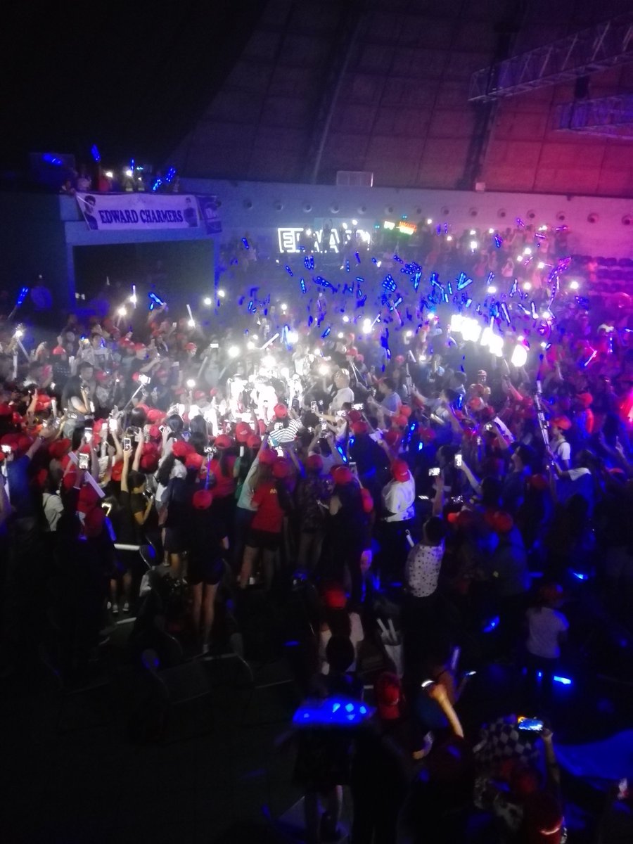 shipperpage__'s tweet photo. #CaptainBarber FanCon
SM North EDSA Skydome
May 4, 2018
#Maymay #MaymayEntrata
#Edward #EdwardBarber
#MayWard
@maymayentrata07
@Barber_Edward_ https://t.co/Z2dEb8I4e5