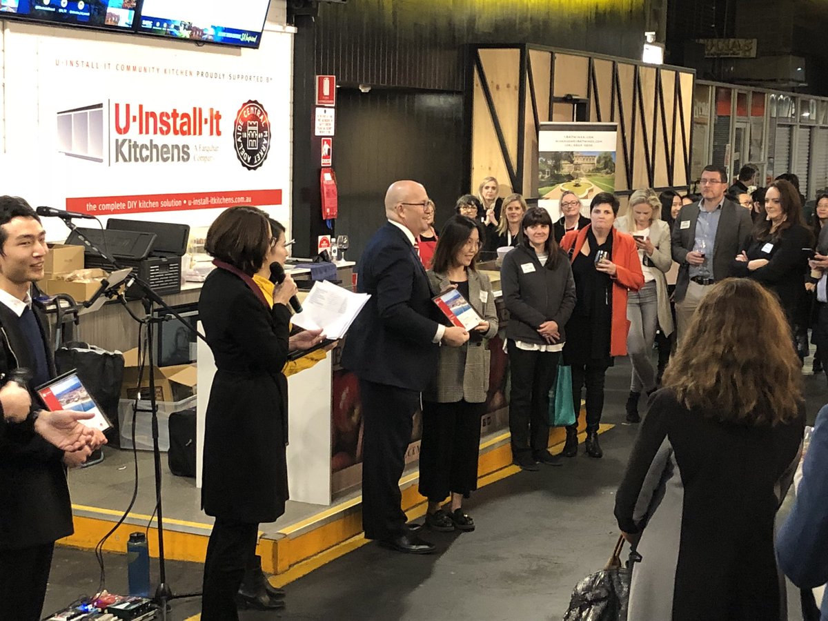 tic_southaus's tweet photo. It’s great to have the Minister for Trade, Tourism & Investment @ridgwda & Karyn Kent @studyade_ here tonight to talk #tourism & acknowledge some international students for their contribution @ #ATE18. #2018SATIC https://t.co/eMDFYQ4SIE