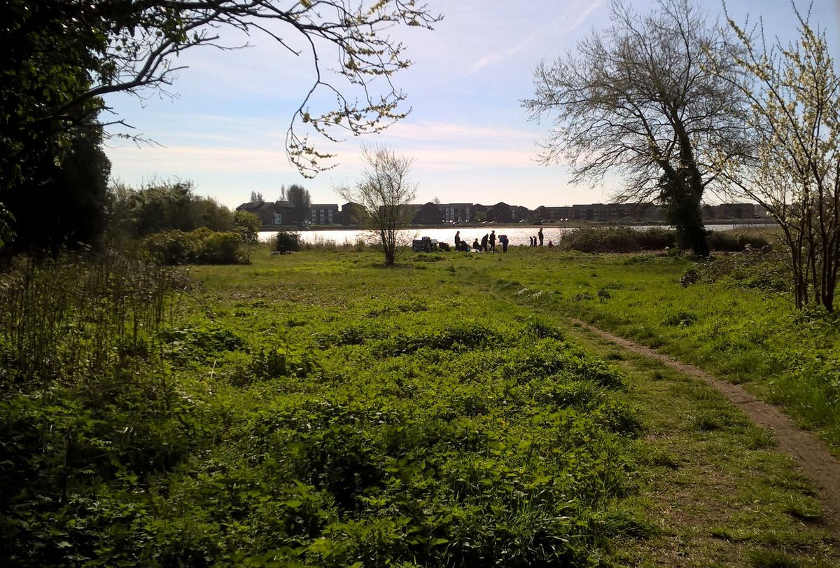 HantsIWWildlife's tweet photo. via @HIWWTPeople: Commit a Random Act of Wildness at #MiltonLocks on Friday 1st June between 10am and 2pm. Lets kick off #30DaysWild in style. https://t.co/WFMk3CDVAT @heritagelottery https://t.co/hgMEoPm53S