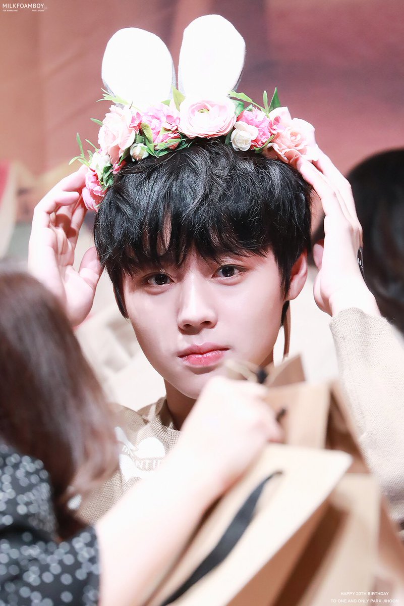 밀크폼보이🐰milkfoamboy tweet media