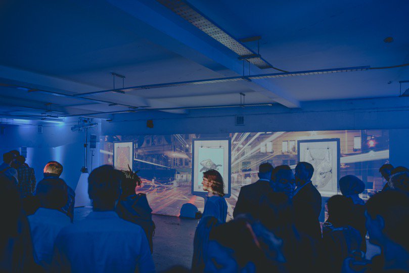 loopitgl's tweet photo. London Loop offers support and encouragement for new and emerging creative #talent. https://t.co/km3Qbdfa0G
#londonloop2018 #urbangallery #inspire #create #art #design #supportartists #supportcreatives #showcased #exposure #spotlight https://t.co/gKCnH96nFu