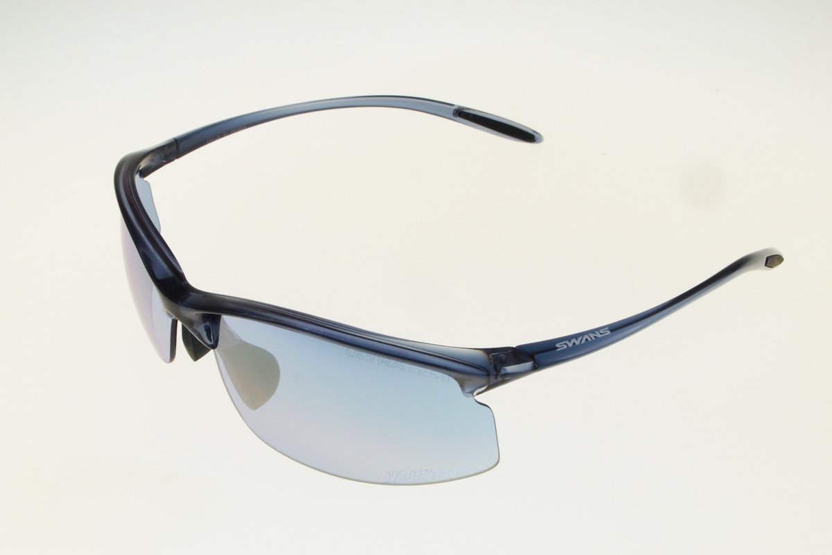 SWANSのサングラスにブラーゼンスペシャルモデルが登場】 6月1日