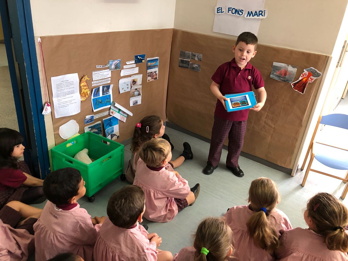 InfantilBllc's tweet photo. Escoltem la informació que porten de casa #pseudoprojecte #fonsmarí #P4InfantilBllc #llenguatgeverbal https://t.co/bfqqluYUlE