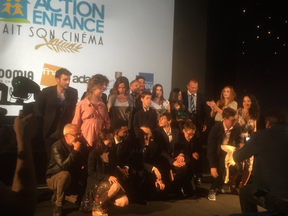fabrice_pignoux's tweet photo. Soirée de gala 60 ans de la Fondation Action Enfance. Bravo https://t.co/kbWK5SBIed