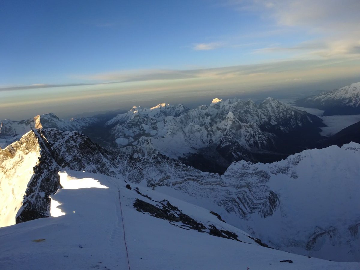 Melanie Windridge A Twitter My Steady Progression From The Hillary Step Up The Summit Ridge Was In Darkness I Watched Sunrise From The Top Of The World With My Summit Sherpa Tenzing Melanie Windridge A Twitter My Steady Progression From The Hillary Step Up The Summit Ridge Was In Darkness I Watched Sunrise From The Top Of The World With My Summit Sherpa Tenzing