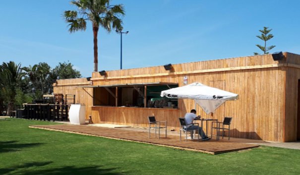 LightProject_ES's tweet image. Phiphi Beach inaugura la temporada estival con el sonido de la serie Shadow de FBT dlvr.it/QVSCnd