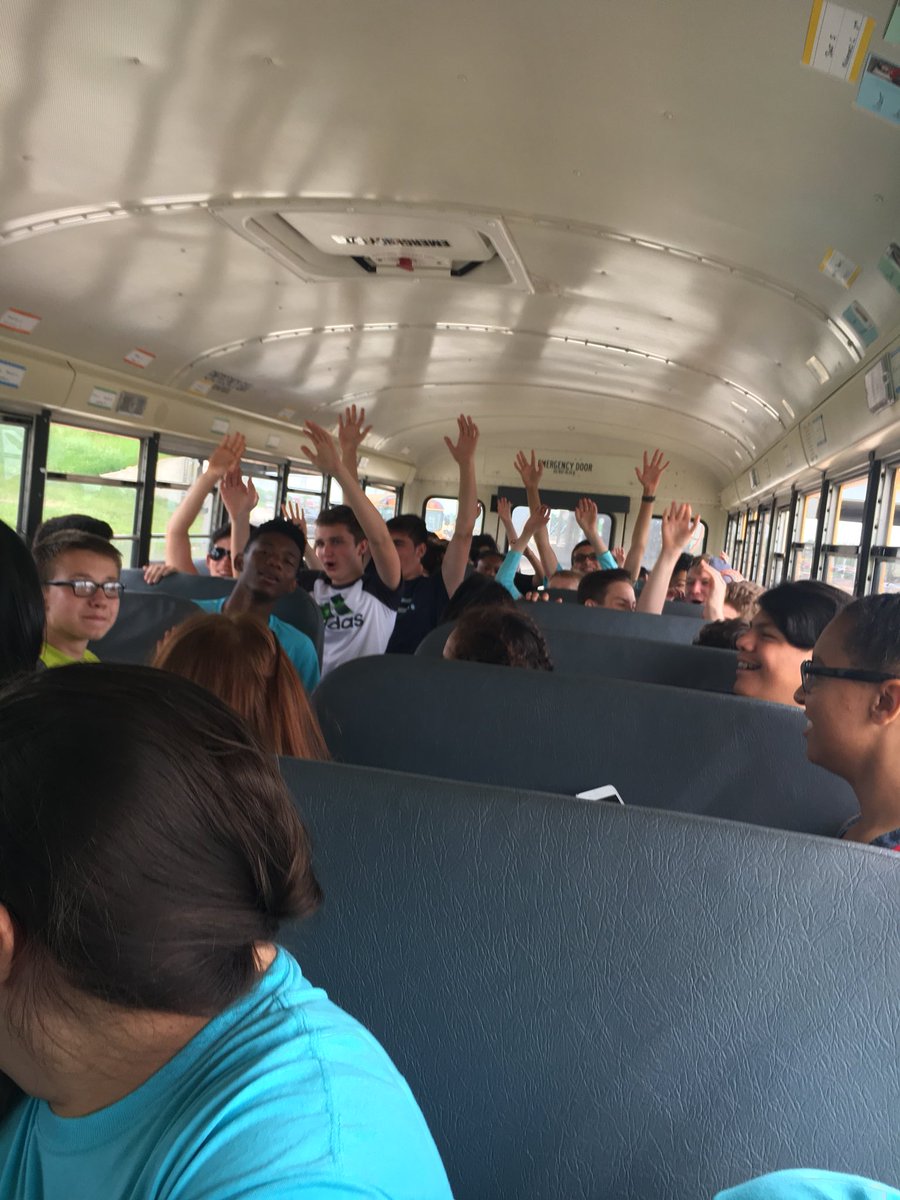 jenlarue2's tweet photo. They are ready for the rides!! #wdsd7 #wdjh https://t.co/TioXzEwYDT
