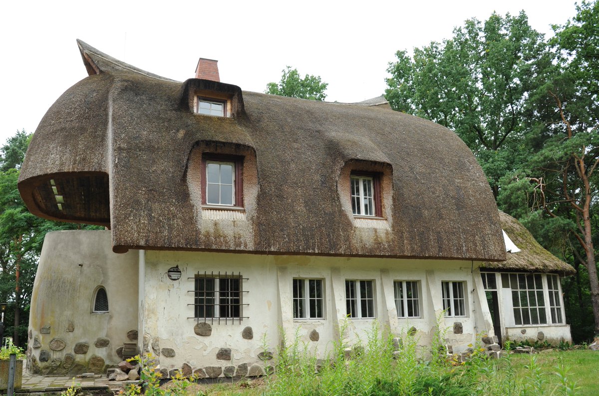 Federico Italiano On Twitter The Thatch Roofed Thorak Haus