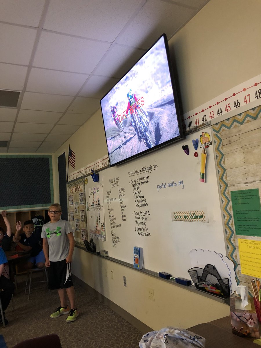 LinzHart33's tweet image. Our @pve4thgrade students are continuing their personal interest presentations today!! #pveleads @hpatredis @MrsKimMorgan @PVEmisstaylor