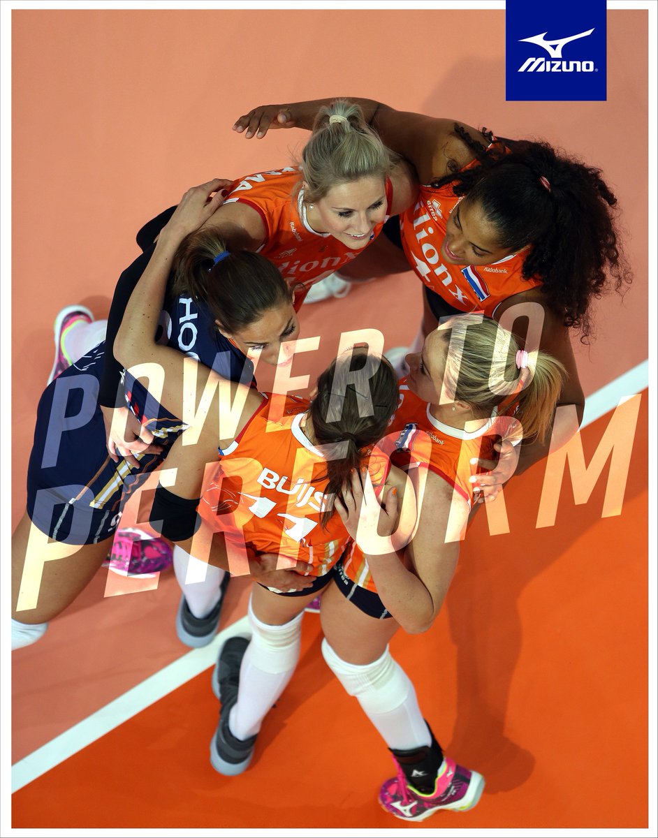Succes <a href="/Volleybaldames/">TeamNL Volleybaldames</a> tijdens de Nations League komende twee weken! Ben jij aanwezig bij de Nations League? Vergeet dan niet onze fotobooth te bezoeken! #LetsmakeorangebiginJapan 🧡 
<a href="/lonsloet/">Lonneke Sloetjes</a>, <a href="/robino_/">Robin de Kruijf</a>, @maretbalkestein, <a href="/YvonBelien/">Yvon</a>, <a href="/lauradijkema/">Laura Dijkema</a>, <a href="/MyrtheSchoot/">Myrthe Schoot</a>