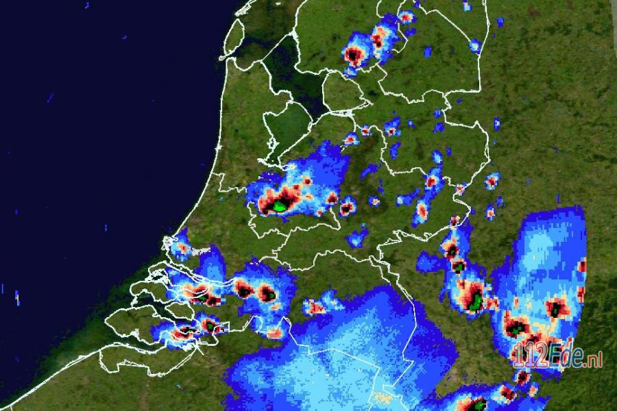 🚨 Bijna alle avondvierdaagses afgelast vanwege onweer en hagel 112.press/QVTwHf 112Ede https://t.co/EpbVwvhPcx