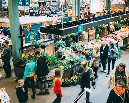 There is a farmers' market for every part of the city, and we've got you covered with these favourites: bit.ly/2HxnXwu #ExploreEdmonton