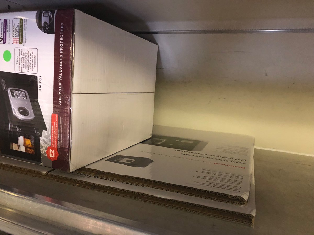 BobMosbaugh's tweet photo. Really Amer Airlines - The flat box below is considered my second carry on?Made me check my backpack. #AAbadbagpolicy https://t.co/Fw1AzGkJ6C