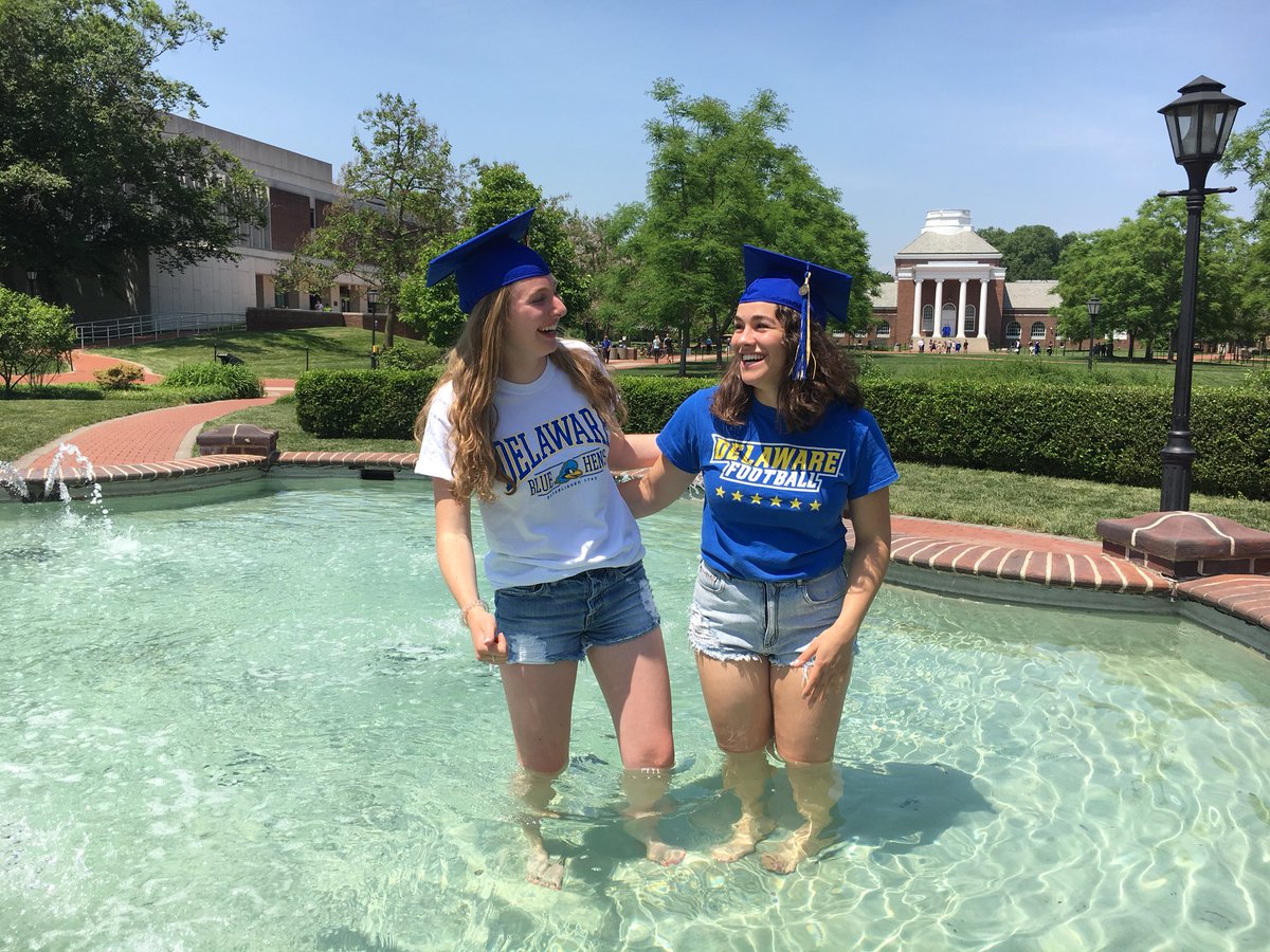 BlueHenEGrady's tweet photo. #UDenial #UDGrad2018 https://t.co/9C1ej7Nuu3