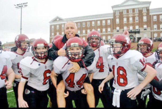 Coach Wags Memorial tweet media