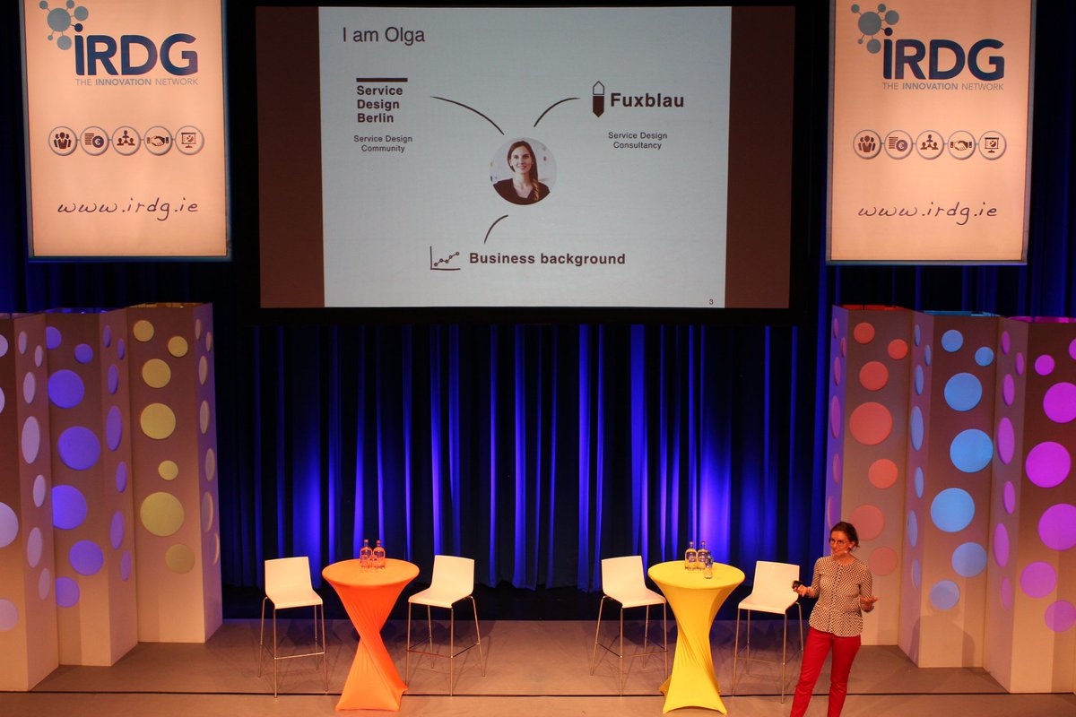 In #ServiceDesign we want to make the user happy but with mind to cost for the business. #designthinkingIRL <a href="/OScupin/">olga scupin</a> of <a href="/fuxblau/">Fuxblau</a>