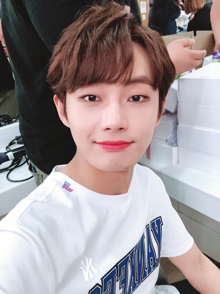 theshow_offcl's tweet photo. 울 용국이의 꾹쇼 잘 보셨나용>_<!! 더쇼가 볼 땐 그냥 고양이던데ㅎㅅㅎ 냥냥어 마스터 용구기 다음 주에도 기대해용국❣️ #김용국 #꾹쇼 #더쇼 #THESHOW @LONGGUOofficial https://t.co/jswhXMXozh