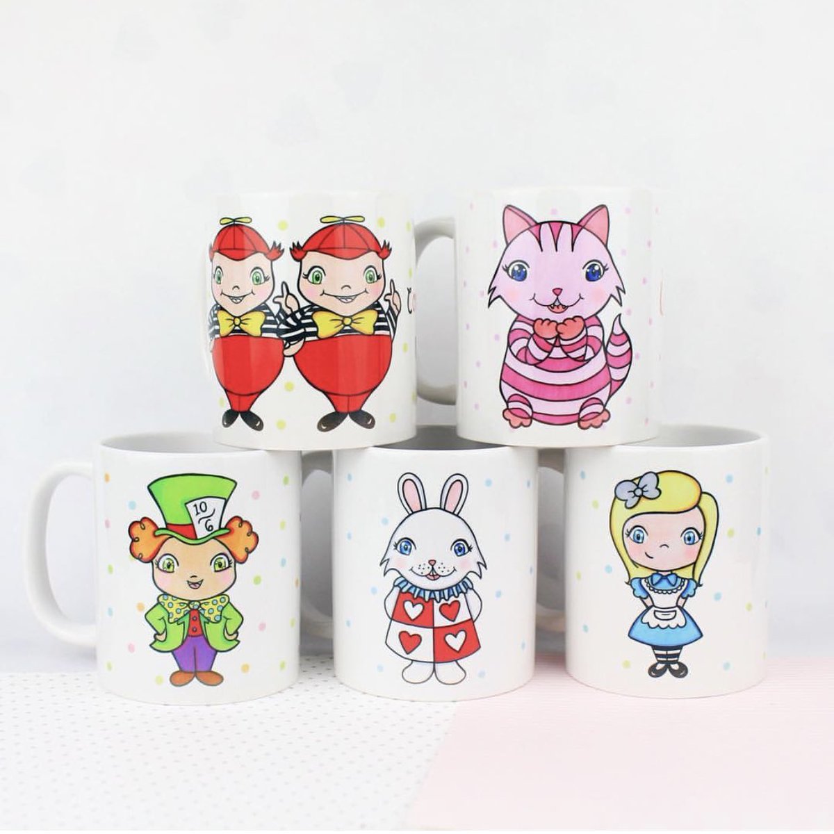 lovefrommag's tweet photo. How adorable are these Alice in Wonderland mugs? They’re from @pastel_elixir, who we interviewed for Issue 11! Pre-Order your copy here:

https://t.co/0w2Yl5ur7x #LFMag3 #LFMag https://t.co/Ds3bWHMCd6