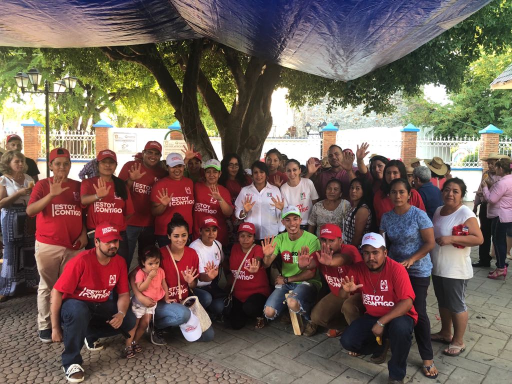Abimael2018's tweet photo. #encanpaňa
Por México 🇲🇽
#YoMero #5de5 #RoaTeam #LuvianosRT #PRESIDENTEMEADE
@iveth_bernal @portilloiris79 @ErnestoNemer @OrtizCarba @cruz_roa @AlejandraDMV https://t.co/fHzfV8JTdv
