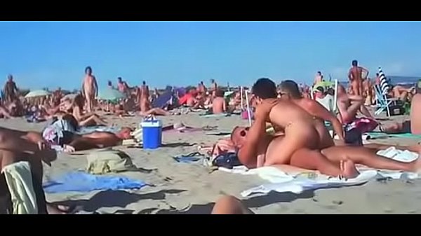 BellaOr05's tweet photo. Ya viste el video? (Calienta el sol en playa nudista) en Putipobres Amateur - https://t.co/07uL1a9XOg https://t.co/eSrVNAyuNp