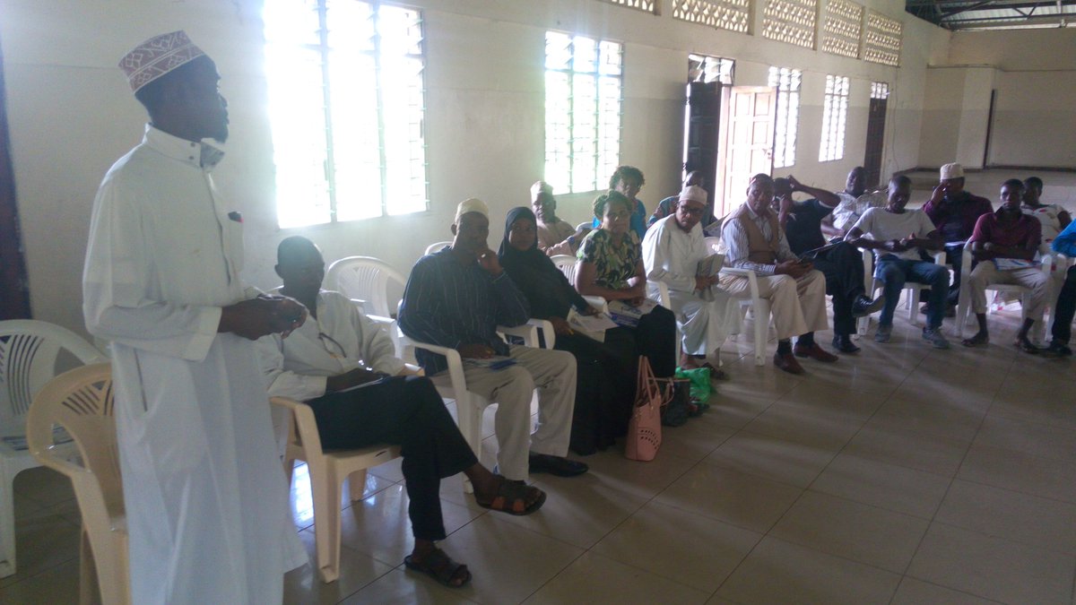 rama_mwalimu's tweet photo. @Kecosce In order to internalize knowledge, skills, and attitudes, children need immediate and 
relevant opportunities to practice peace In Schools at early stage. #kataakutumiwa  @KECOSCE https://t.co/N1eo2nzKbu