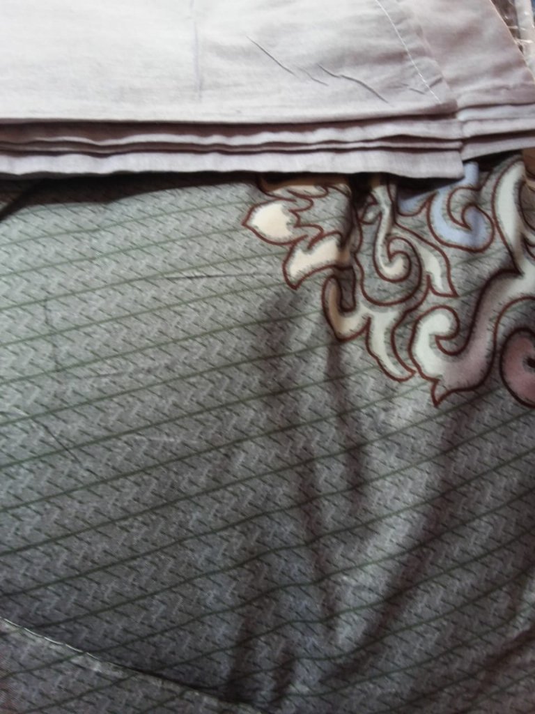 PillowsAndDuvet's tweet image. Brand new duvet Available at great prices. Contact whatsapp 0717461498 for orders and deliveries  #Flysax