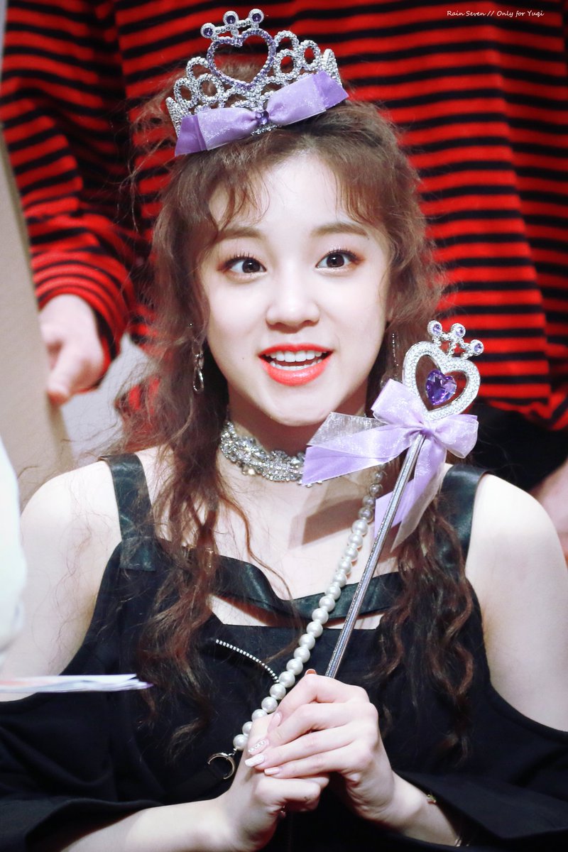 RainSeven923's tweet photo. [HQ] 180520
(∗❛ั∀❛ั∗)✧*。

#우기 #宋雨琦 #YUQI #여자아이들 #G_I_DLE https://t.co/hPeGm05QPI