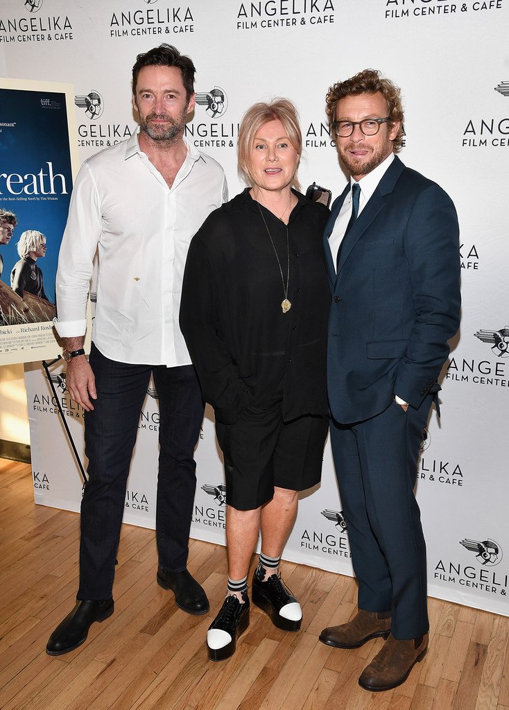 HughJackMania's tweet photo. #HughJackman, #DeborrahLeeFurness and #SimonBaker attend the 'Breath'  New York screening at Angelika Film Center on May 24, 2018 in New York  City. https://t.co/VW425AoVN0