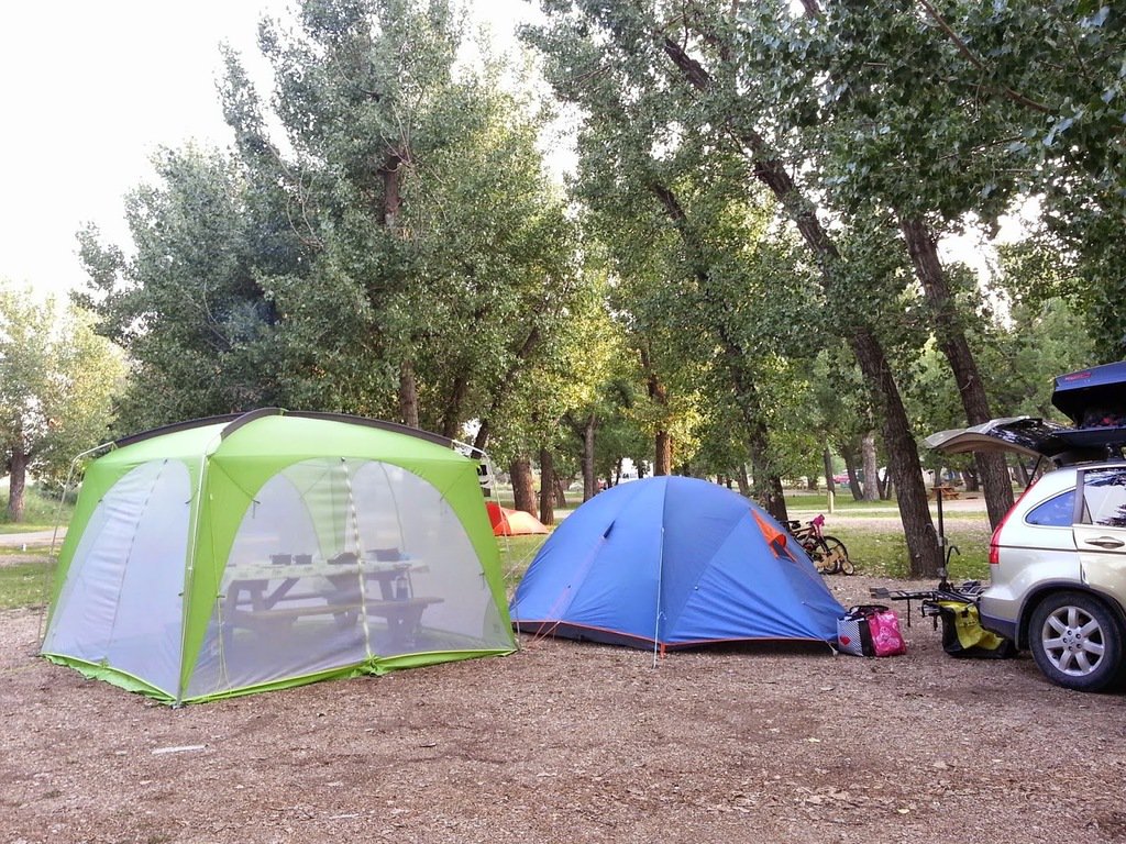 playoutsidegal's tweet image. Everything you need for an awesome car camping trip! 
#camping #packlist #outdoorfamilies ift.tt/1TFL4lR