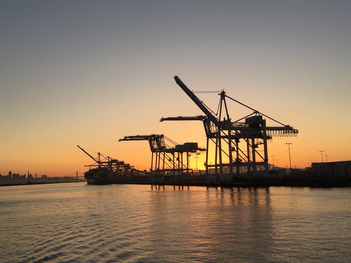 Port of Oakland online shipping platform goes live
vesselfinder.com/news/12441-Por… #PortofOakland #port #Oakland #online #ShippingPlatform #shipping
