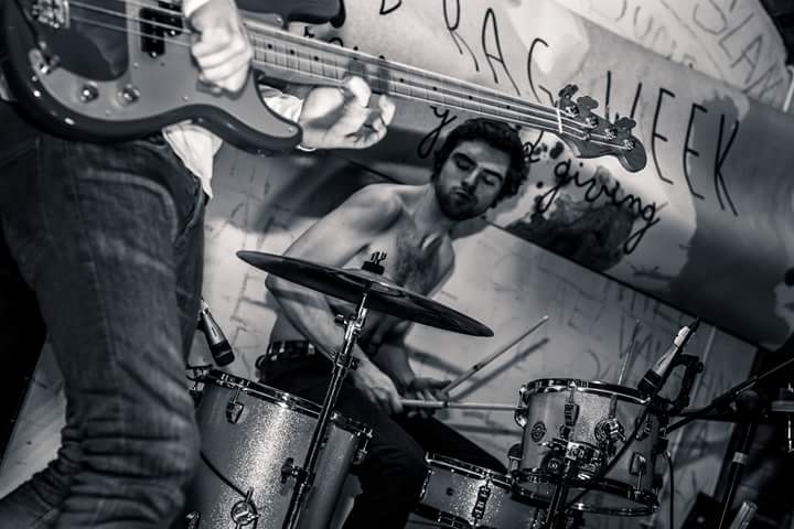 tribaldanceband's tweet photo. Would like to wish a very happy birthday to our very own Leo Clarke, currently celebrating with sweaty cans on a beach in Barcelona #flongo https://t.co/jKimvLLK7V