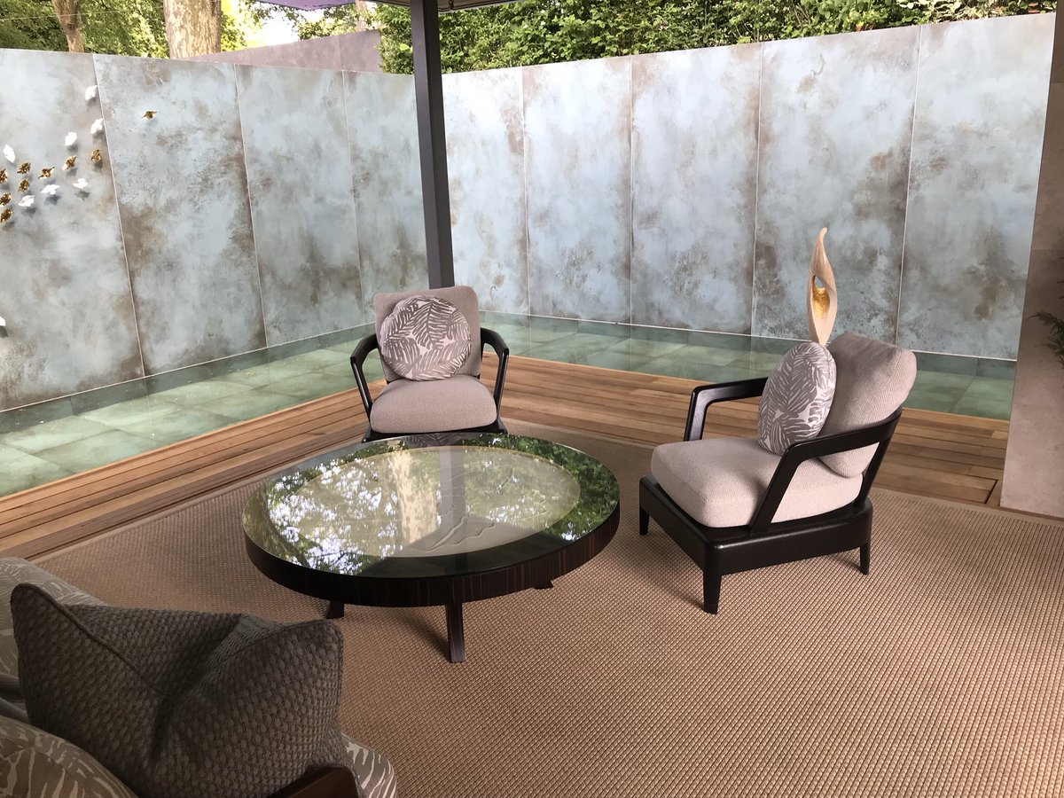 RHS CHELSEA FLOWER SHOW // Last week <a href="/chrisbeardshaw/">Chris Beardshaw</a> won Gold and Best in show for his Morgan Stanley NSPCC garden. BIID member @studioclarkandco helped style interior elements in the garden and wow the judges.
