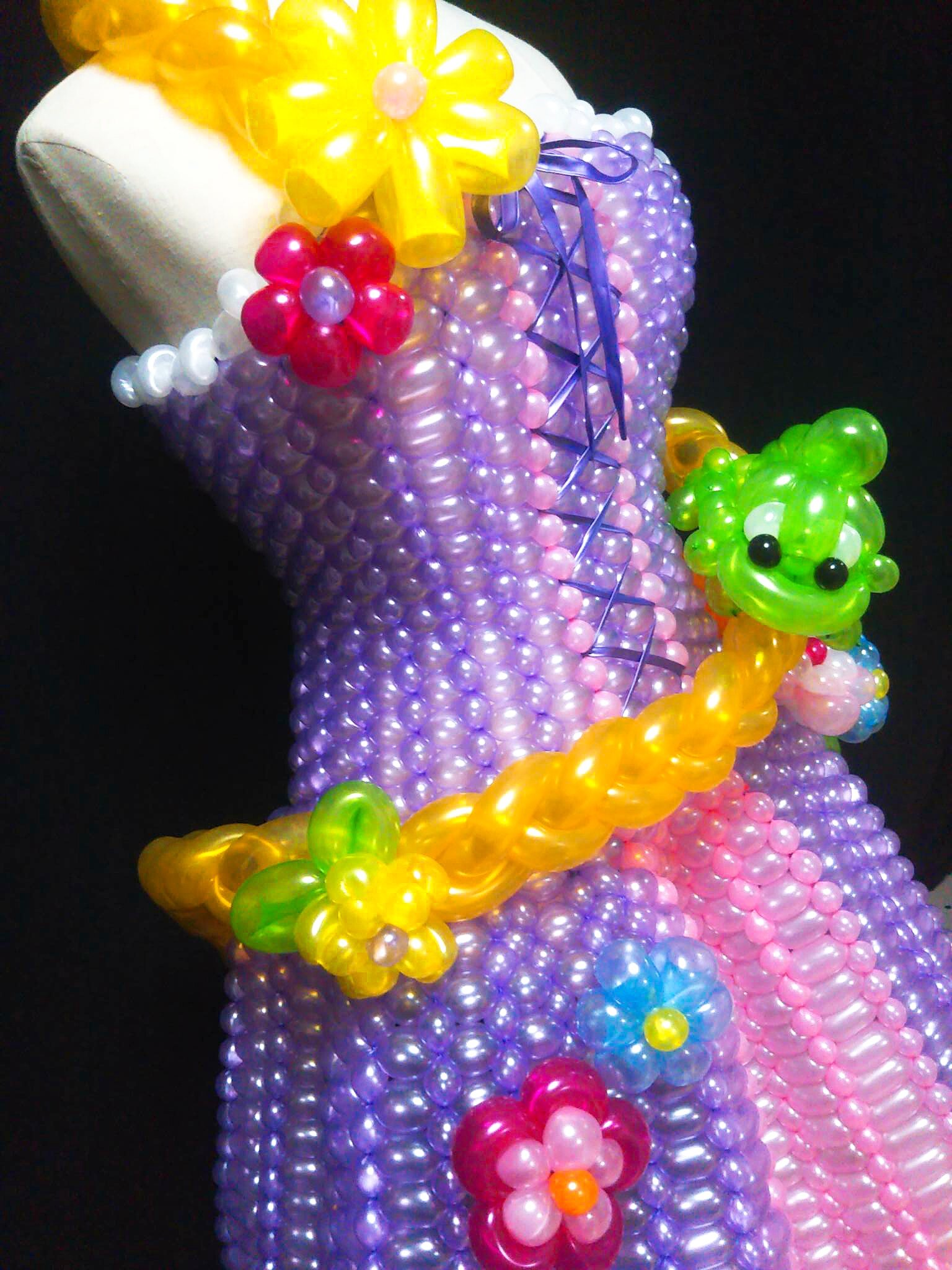 Nozomi 完成 ラプンツェルのバルーンドレス バルーンドレス バルーンアート ラプンツェル 作ってみた ディズニー パスカル プリンセス 風船 T Co Grf86lzb81 Twitter