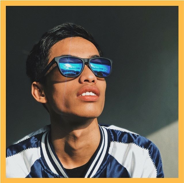 SundayShadesCo's tweet photo. Add a new look with Carbon Matte Wave 100% UV protection for only $49 😎 .
.
.
.
.
.
.
#SundayShadesCo #JoinTheRebellion #TheSundayMovement #SundayRebel #sundayshades #sunnies #sunglasses #shades #sundayvibes #sundayfunday #sgonlineshop #sgonlinestore… https://t.co/qLbY9OBuNF https://t.co/mNmTgf8Myr