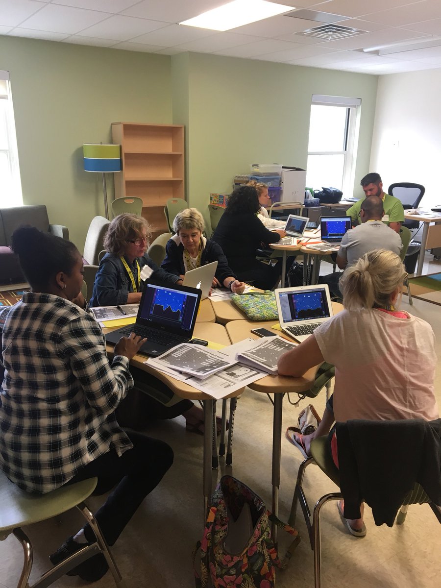 SummerTeachers's tweet photo. A few spots left for next week’s @SummerTeachers. Register here: https://t.co/9eYB44ariS #professionaldevelopment #edchat #STEAM https://t.co/PF25OQbtbE