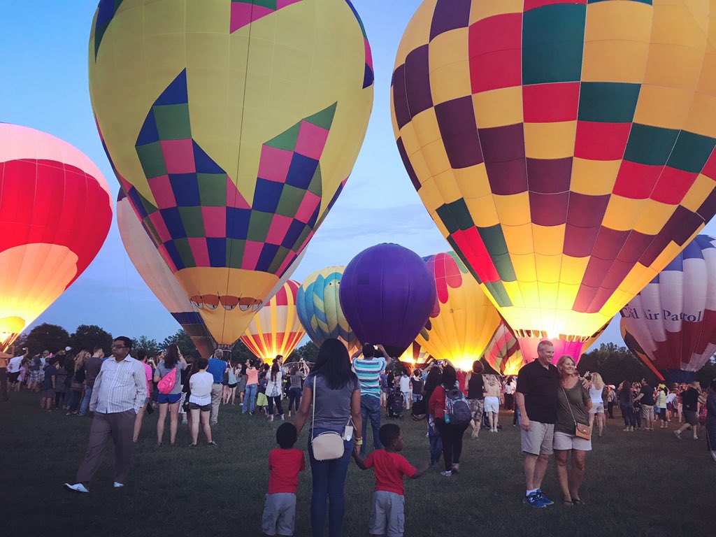 KFore1's tweet photo. Thank you @USABalloonFest, my boys had the best time watching the balloons come to life and glow when the sun went down! #FreedomBalloonFest #MemorialWeekend 🎈🎈🎈 https://t.co/7or58qvfcw