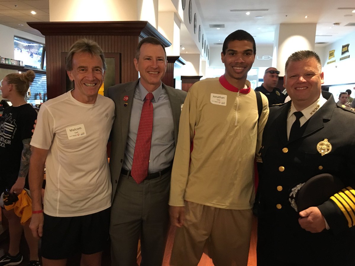 Migliaro_Events's tweet photo. @SpecialOlympiPA  Law Enforcement Torch Tun Kick-off. We proudly support!! #beafan https://t.co/Q7mGOs9Zo1