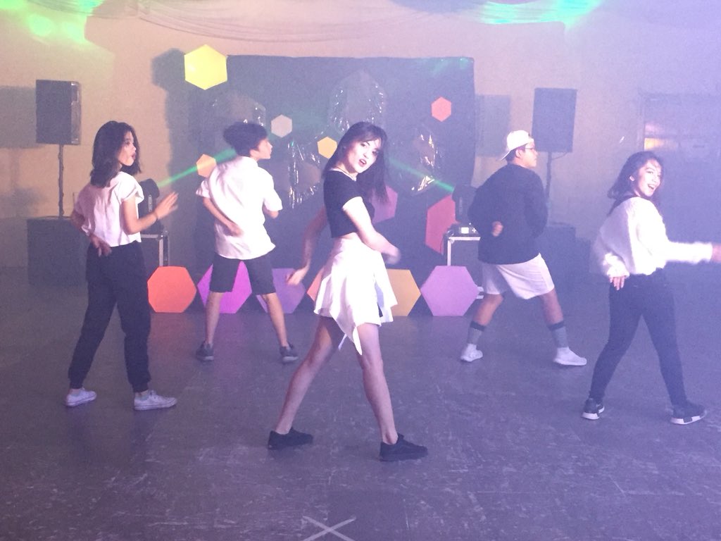 up_ptics's tweet photo. P’tics giving throwback with our School Prode piece! #STDHIVe #STD3 #HIVe https://t.co/rY0d8eMZWZ