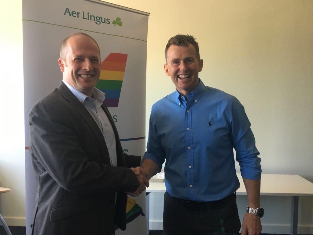 Inspiring talk from <a href="/Nigelrefowens/">Nigel Owens MBE</a> - this is post chat when I told him I said “this is not football “ in a tag rugby match on Pitch 1 Terenure RFC before he did on TV during Munster v Treviso game 10 days later!!! I had at least 23 witnesses!!! 🤣🤣💪👏